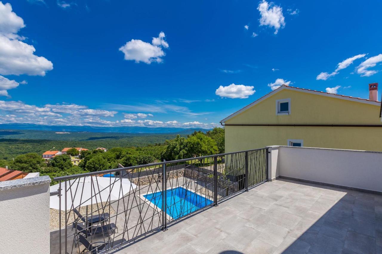 Holiday House San Michele Vrh  المظهر الخارجي الصورة